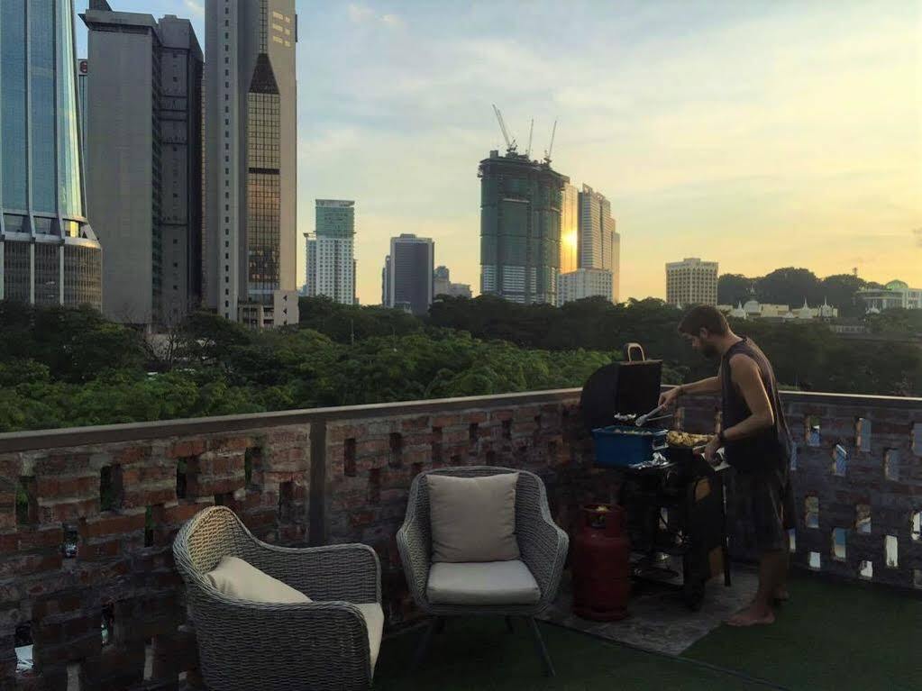 Hostel Travel Hub Highstreet Kuala Lumpur Exterior foto
